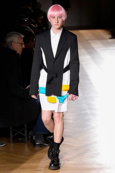 Look 13